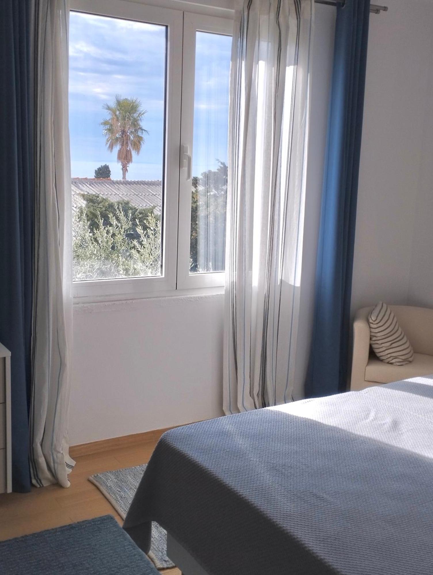 Guesthouse - Hotel California Novalja Luaran gambar
